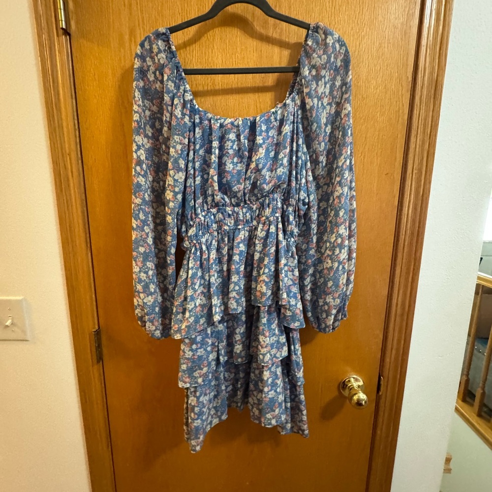 Arula size A Floral Blue Long Sleeve Dress